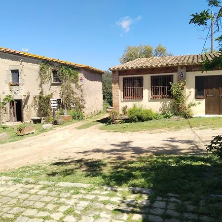 Nyaraló Camos - Masia Rural Llagostera
