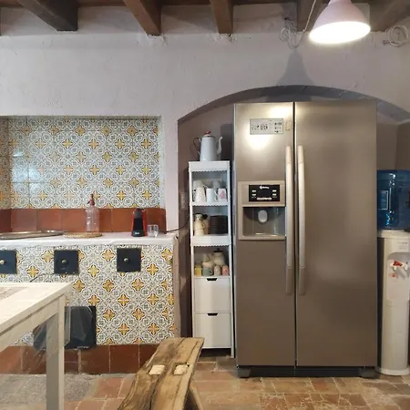 Nyaraló Camos - Masia Rural Llagostera