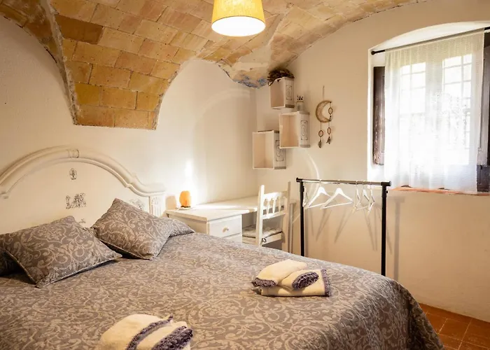 Camos - Masia Rural Tatil Evi *