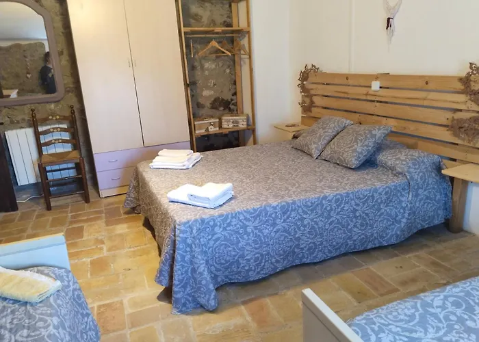 Camos - Masia Rural Tatil Evi *